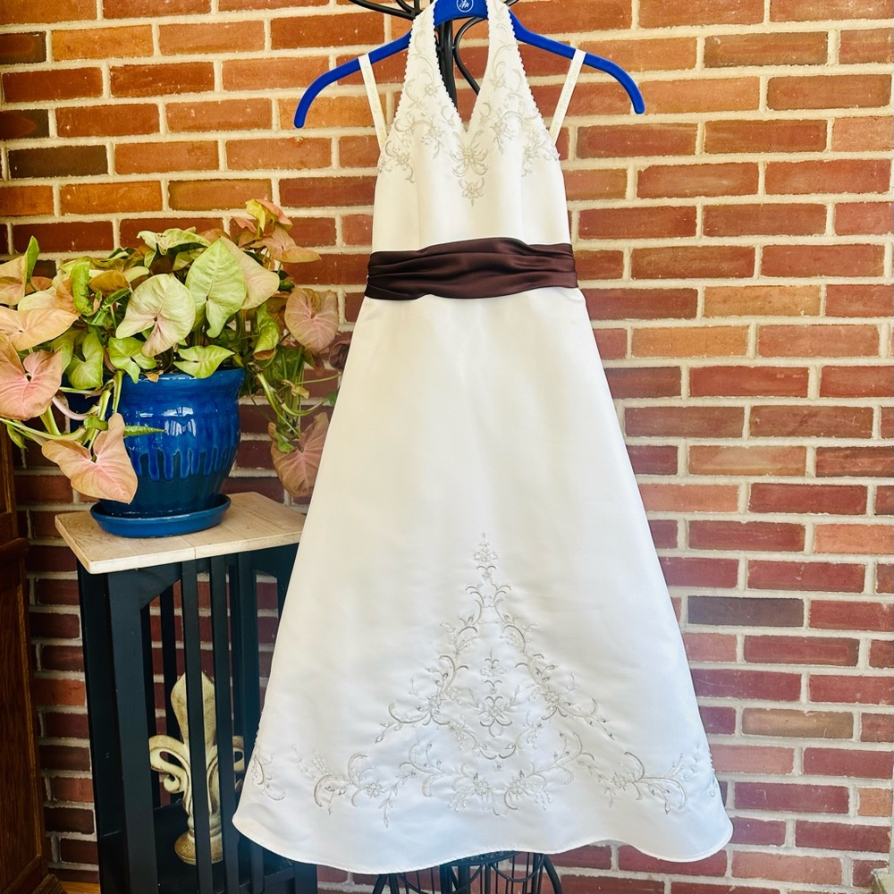 Flower Girl Dress Beaded Embroidered Halter V Neck